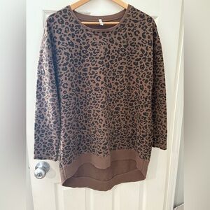 Z Supply leopard weekender long oversized tunic sweater shirt size small